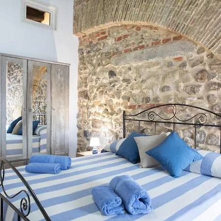Casa Di Circe Vista Mare - Centralissima, Ad Un Passo Da Tutto Terracina